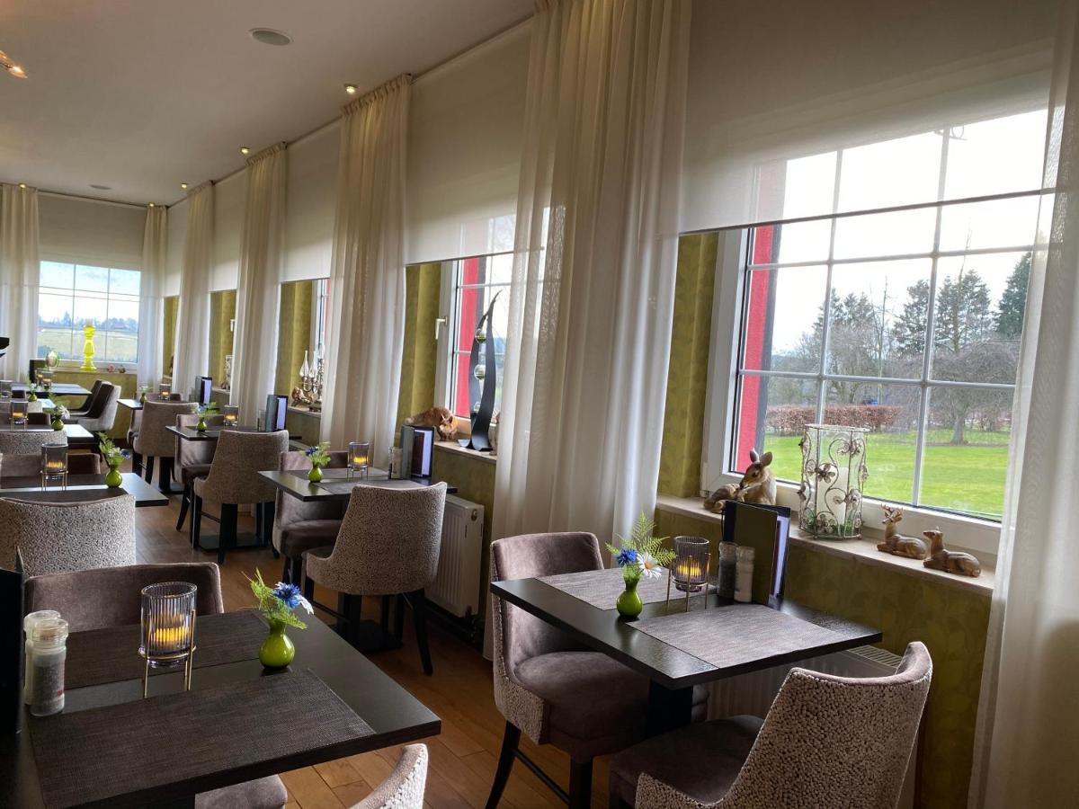 Boutique Hotel Restaurant Hollerather Hof Hellenthal Extérieur photo