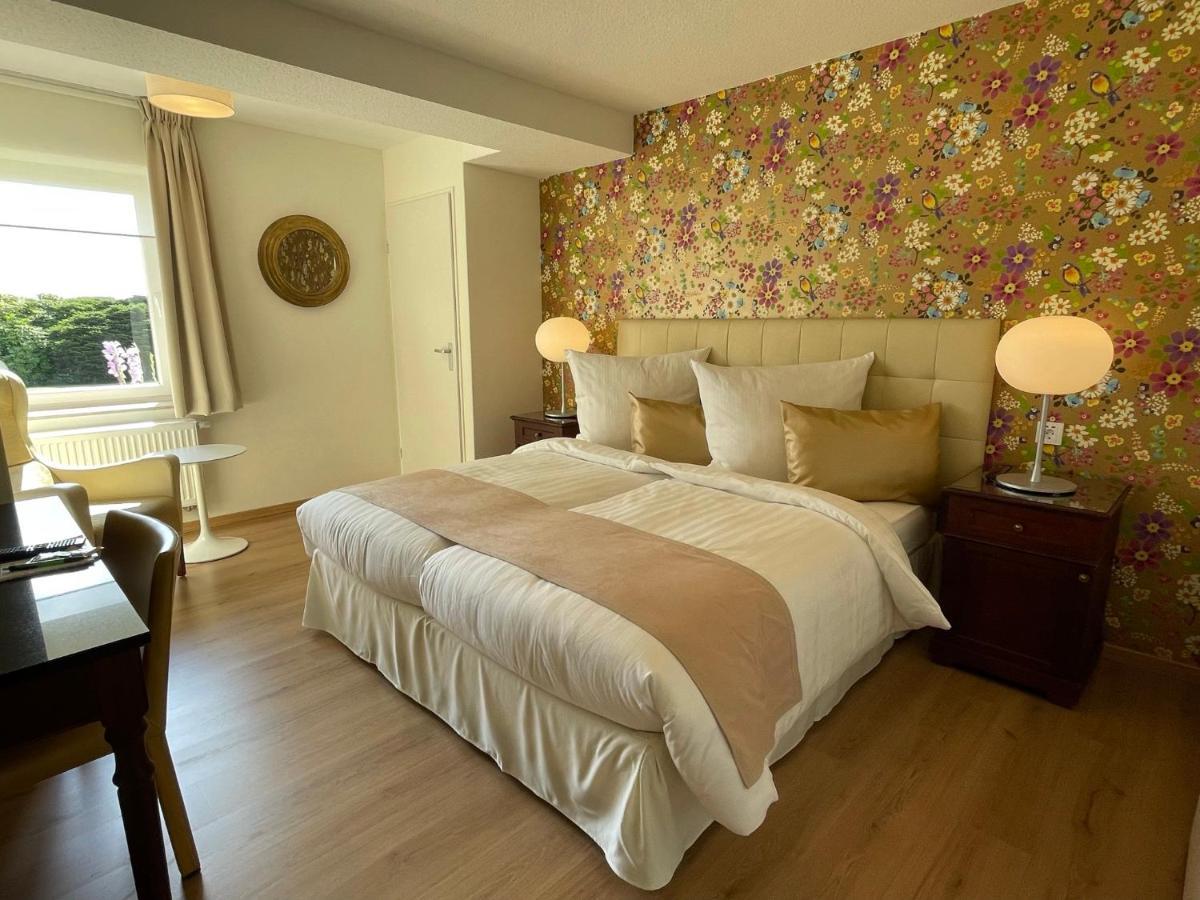 Boutique Hotel Restaurant Hollerather Hof Hellenthal Extérieur photo