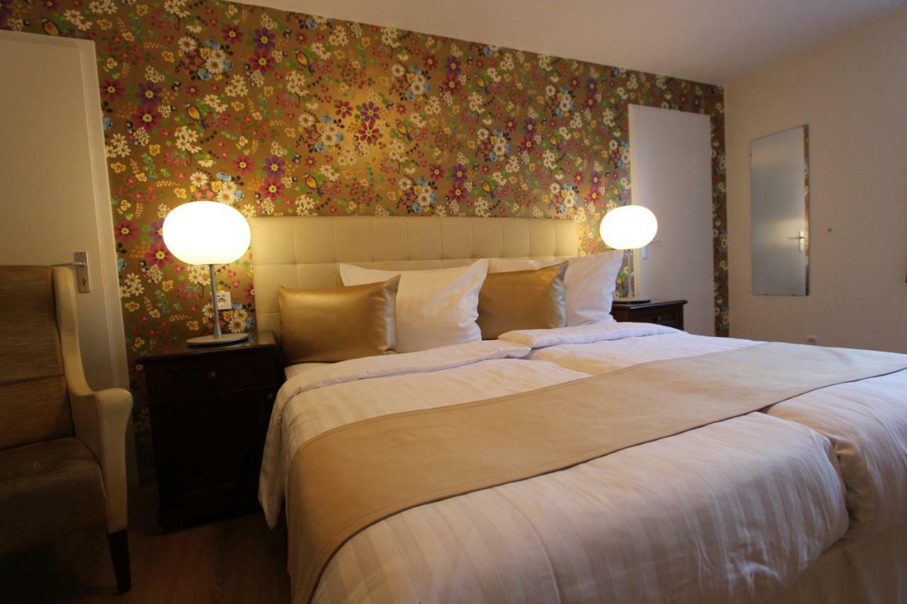 Boutique Hotel Restaurant Hollerather Hof Hellenthal Extérieur photo